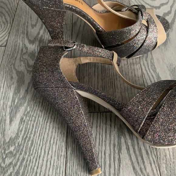 Madden Girl Sparkly Heels🤩💖 - Picture 7 of 9